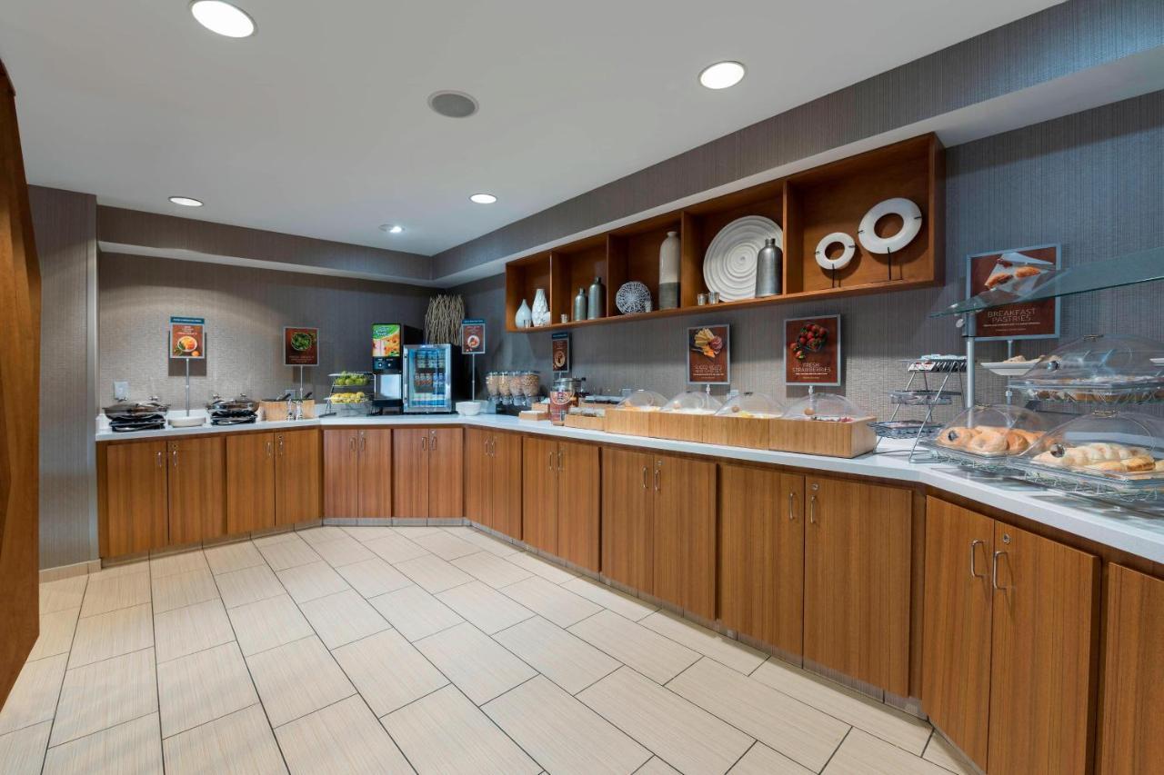 Springhill Suites Grand Rapids North Εξωτερικό φωτογραφία