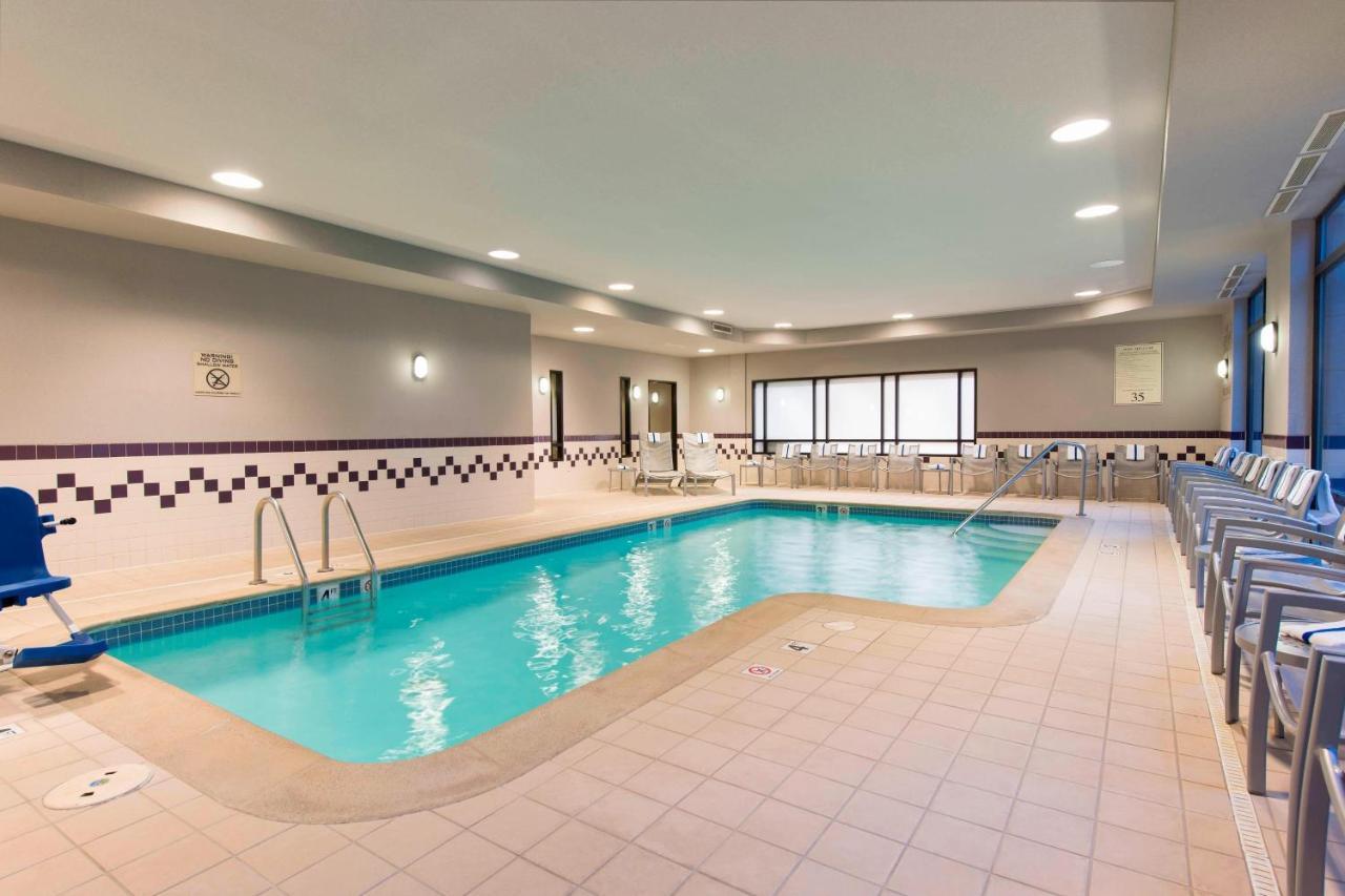Springhill Suites Grand Rapids North Εξωτερικό φωτογραφία