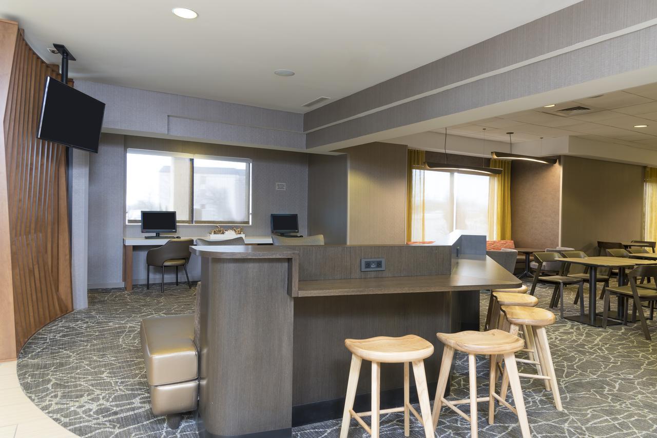 Springhill Suites Grand Rapids North Εξωτερικό φωτογραφία