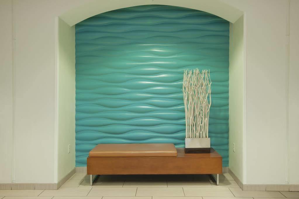 Springhill Suites Grand Rapids North Εξωτερικό φωτογραφία