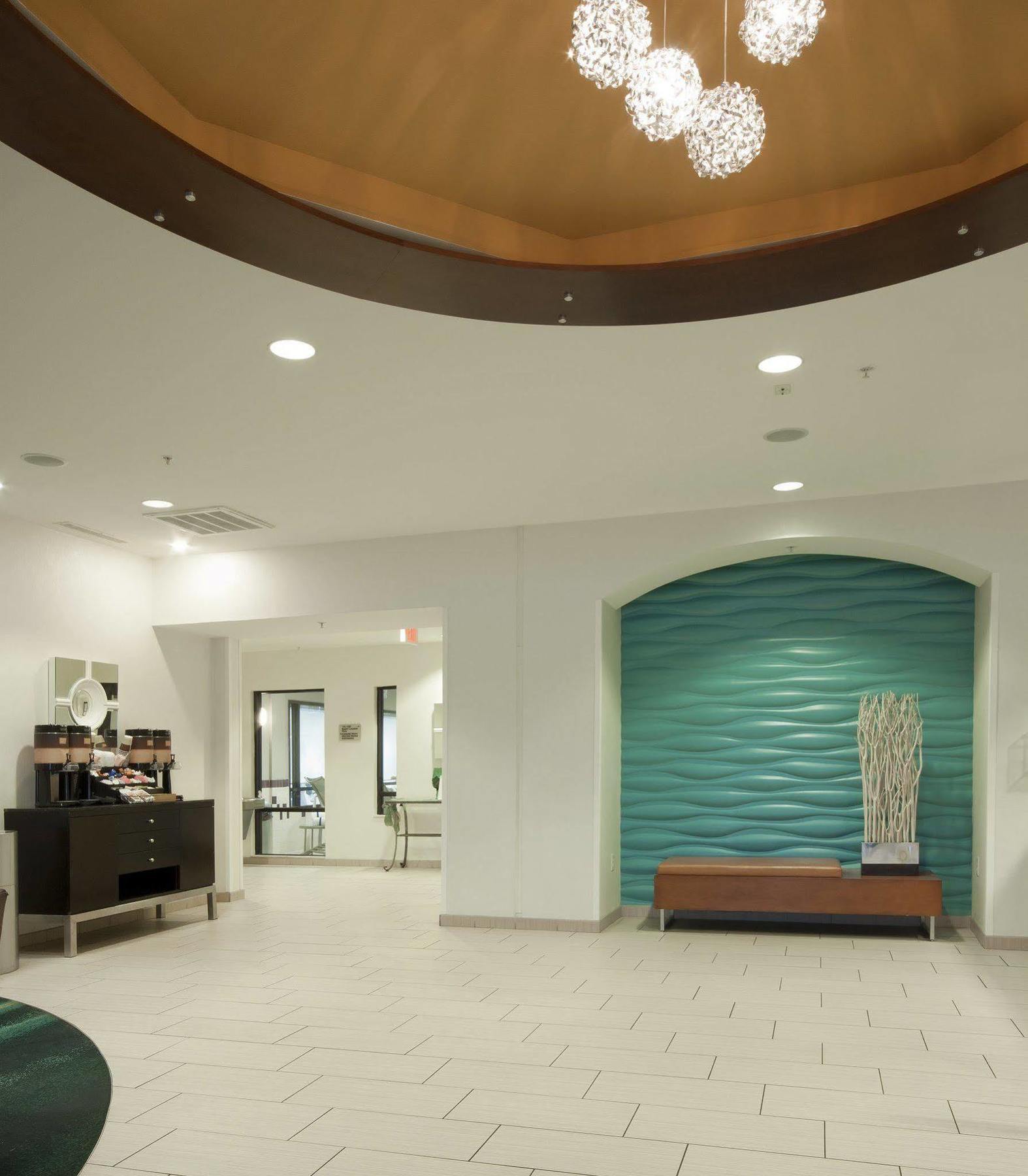 Springhill Suites Grand Rapids North Εξωτερικό φωτογραφία