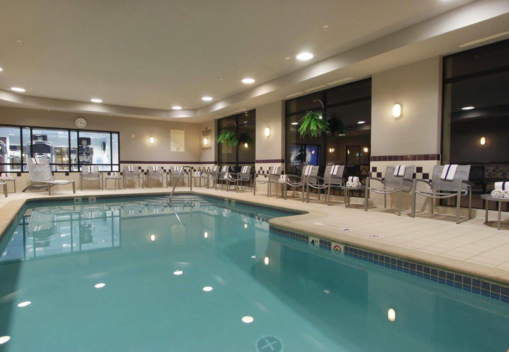 Springhill Suites Grand Rapids North Εξωτερικό φωτογραφία